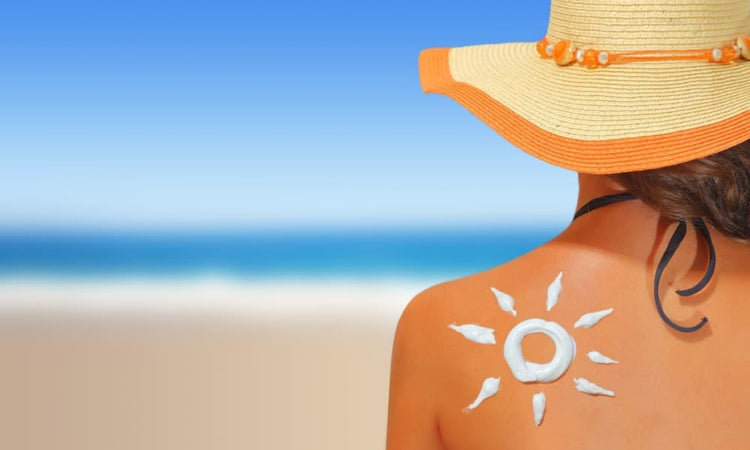 PROTEZIONE SOLARE E ABBRONZANTI